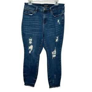 Judy Blue Relaxed Fit Distressed Jeans Size 14W